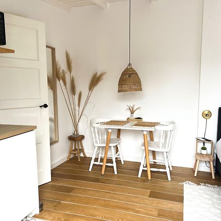 Little Beach House Зандфорт Экстерьер фото